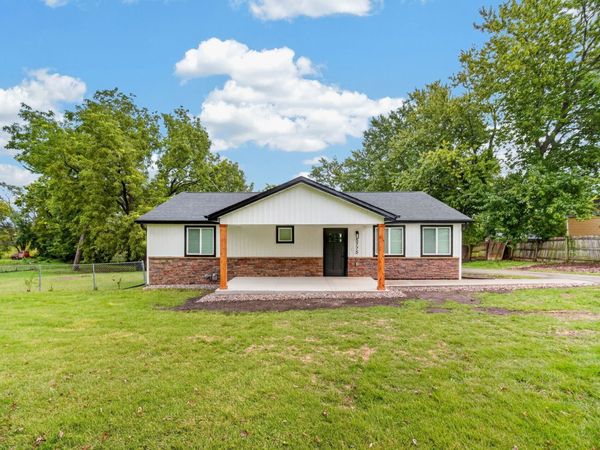 5775 SE 19th Street, Des Moines, IA 50320