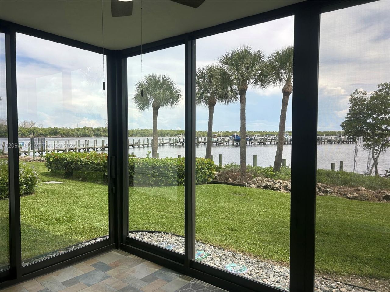 6142 SE Landing Way , Unit 6, Stuart, FL 34997 Photo