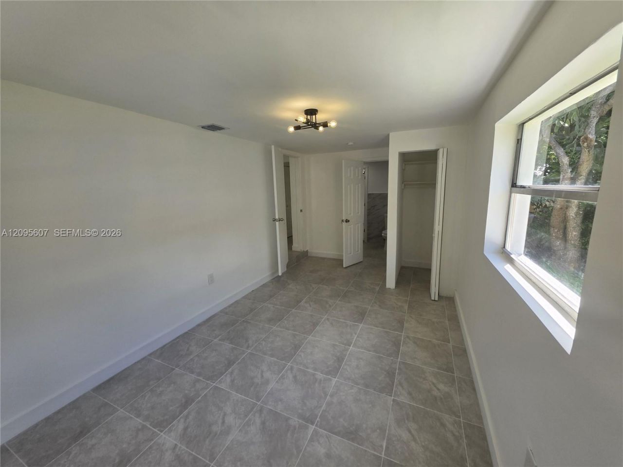760 NW 126th St, North Miami, FL 33168 Photo