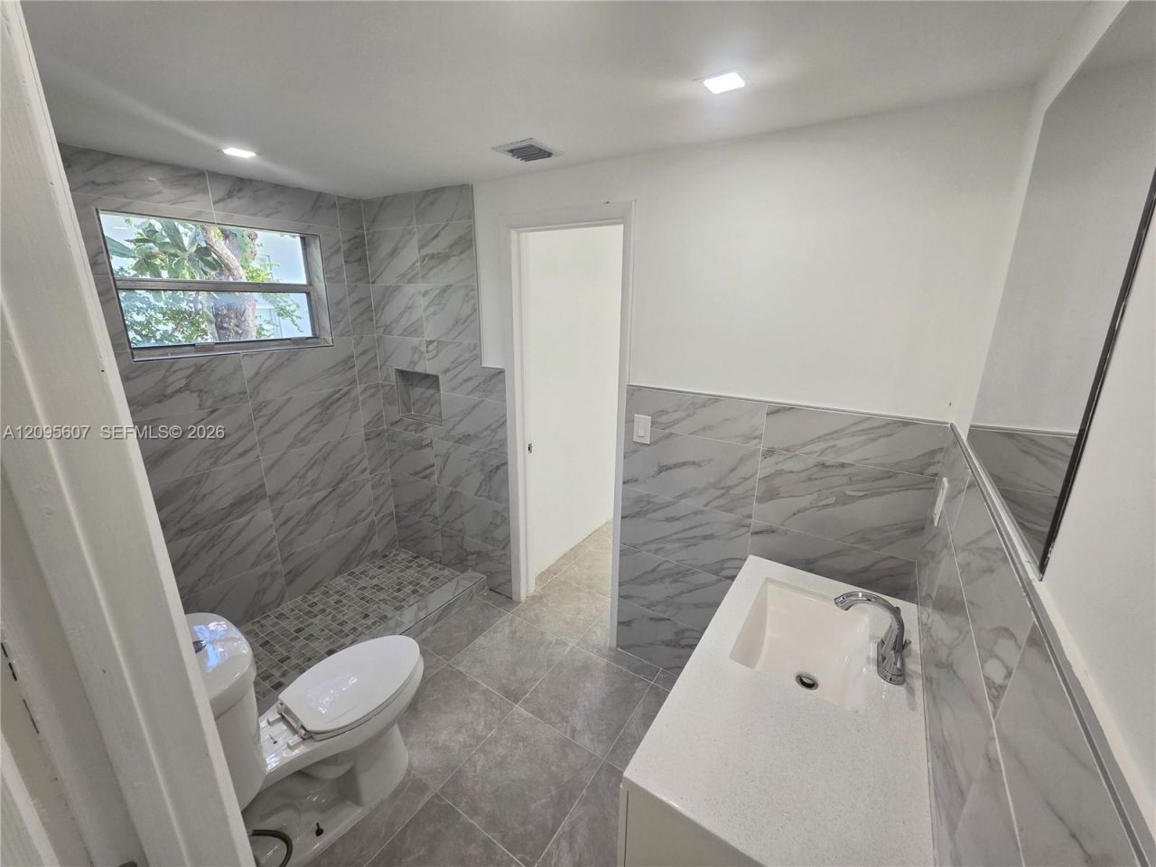 760 NW 126th St, North Miami, FL 33168 Photo