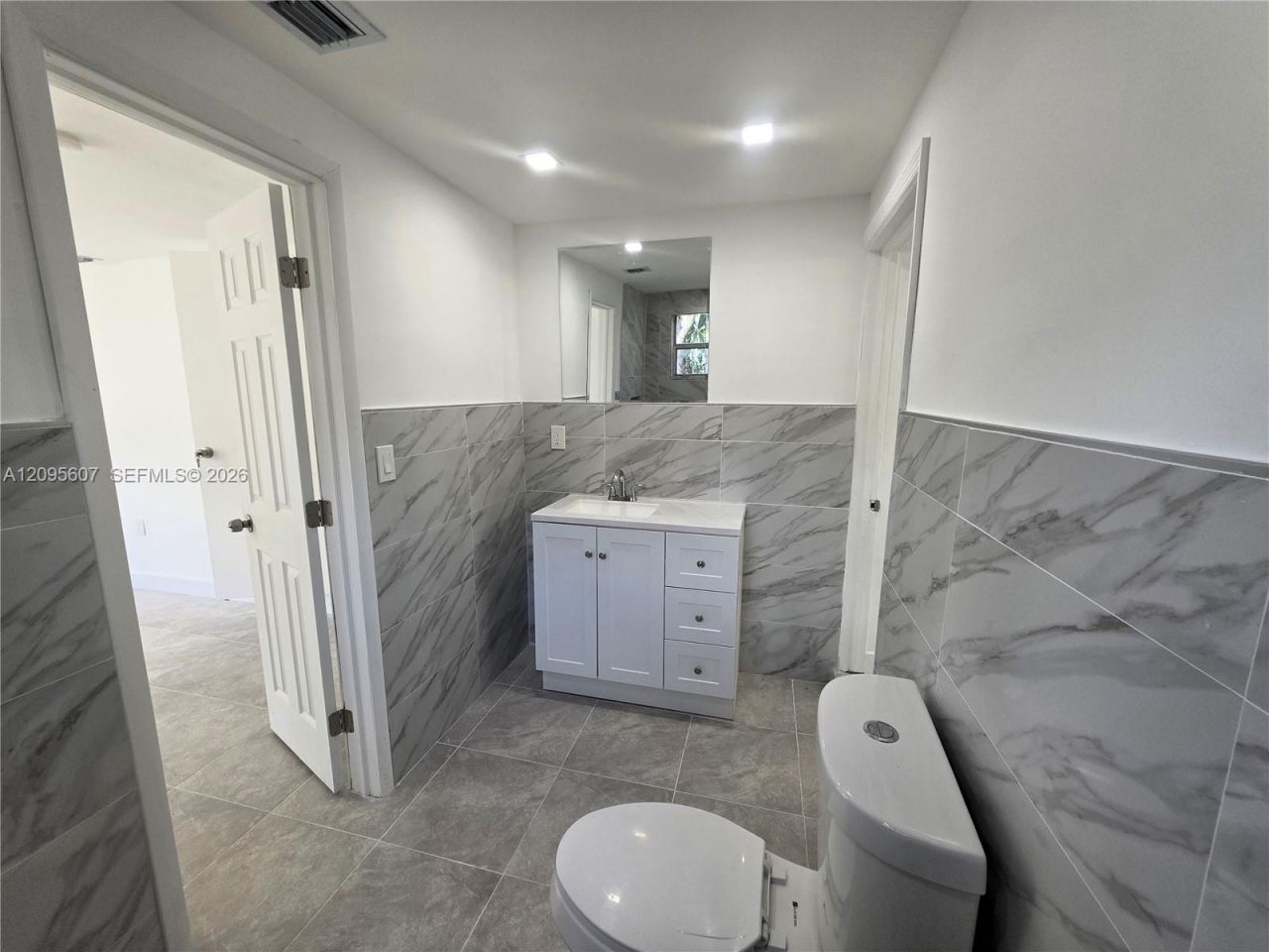 760 NW 126th St, North Miami, FL 33168 Photo