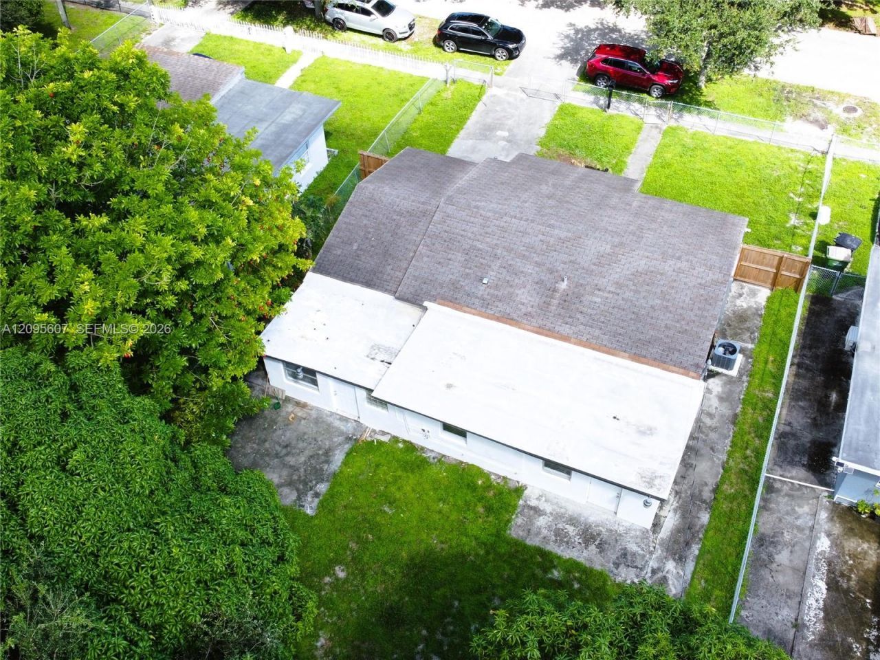760 NW 126th St, North Miami, FL 33168 Photo