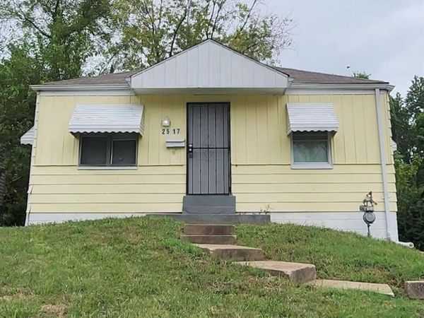 2517 Shirley Avenue , St Louis, MO 63136