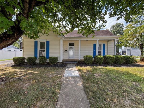 315 Montague Street , Bowling Green, KY 42134