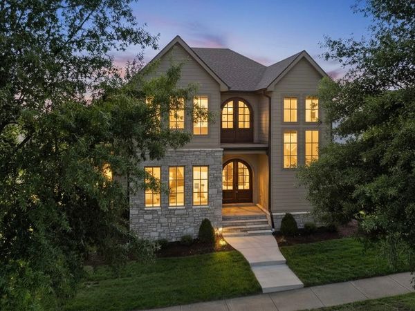 917 Village Way , Bowling Green, KY 42103