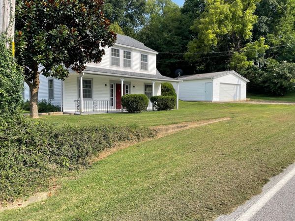 304 S Adams Street, Golconda, IL 62938