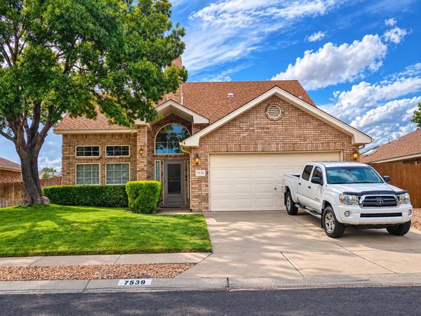 7539 Calyx Drive NW, Albuquerque, NM 87120