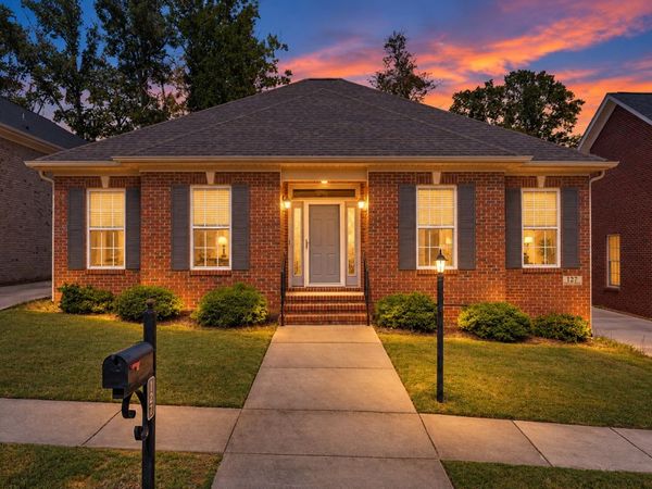 127 Riley Cir , Fayetteville, TN 37334