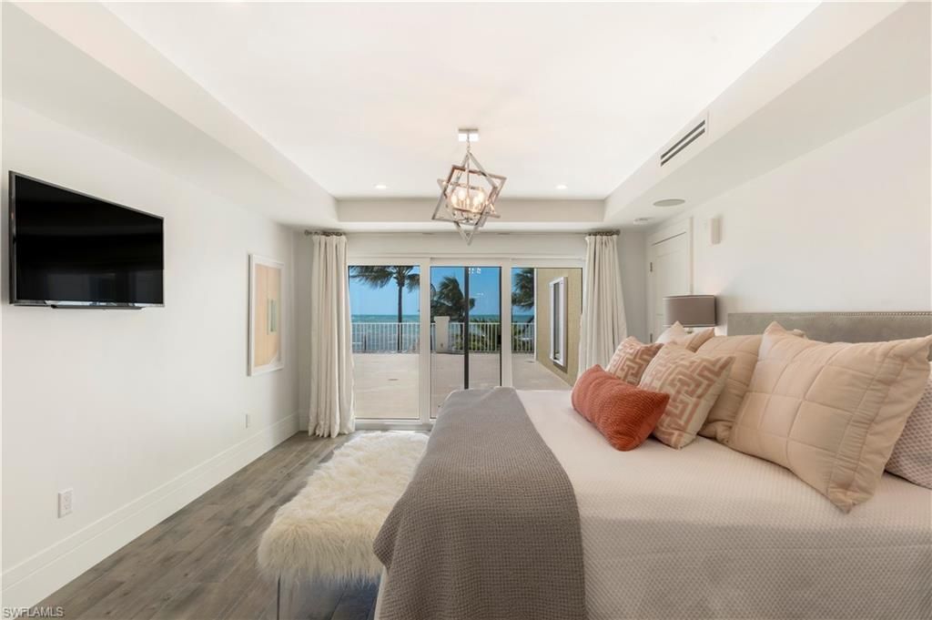 3377 Gulf Shore Blvd N, Unit 1B, Naples, FL 34103 Photo