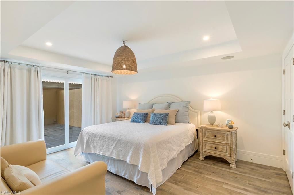 3377 Gulf Shore Blvd N, Unit 1B, Naples, FL 34103 Photo