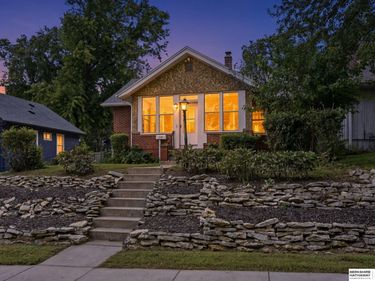 2338 N 66th Street, Omaha, NE 68104