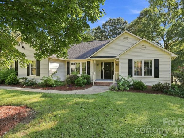303 N Deerfield Circle , Salisbury, NC 28147