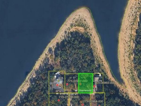 Sherwood Drive , Lead Hill, AR 72644