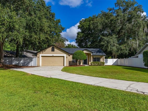 7918 LAKESIDE WOODS DRIVE , ORLANDO, FL 32810