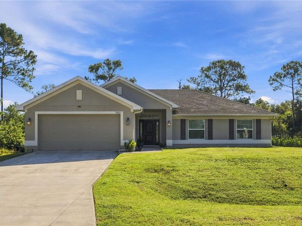 1822 YOAKUM STREET , LEHIGH ACRES, FL 33972