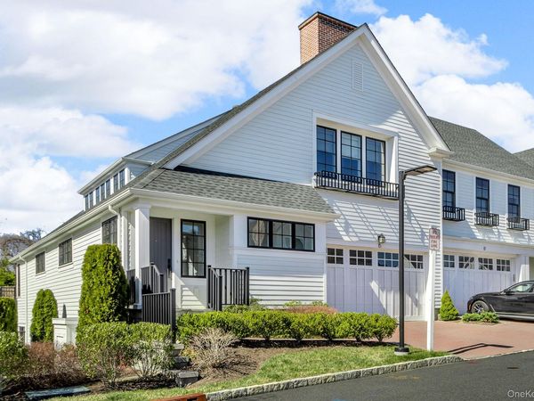 15 Honeysuckle Lane , Rye Brook, NY 10573