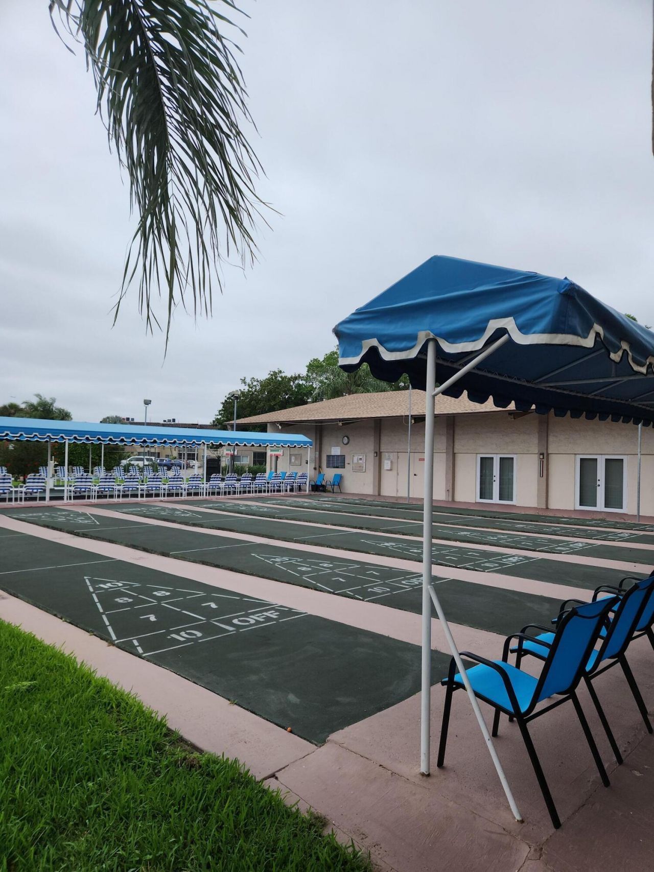 711 Lori Drive, Unit 204, Palm Springs, FL 33461 Photo