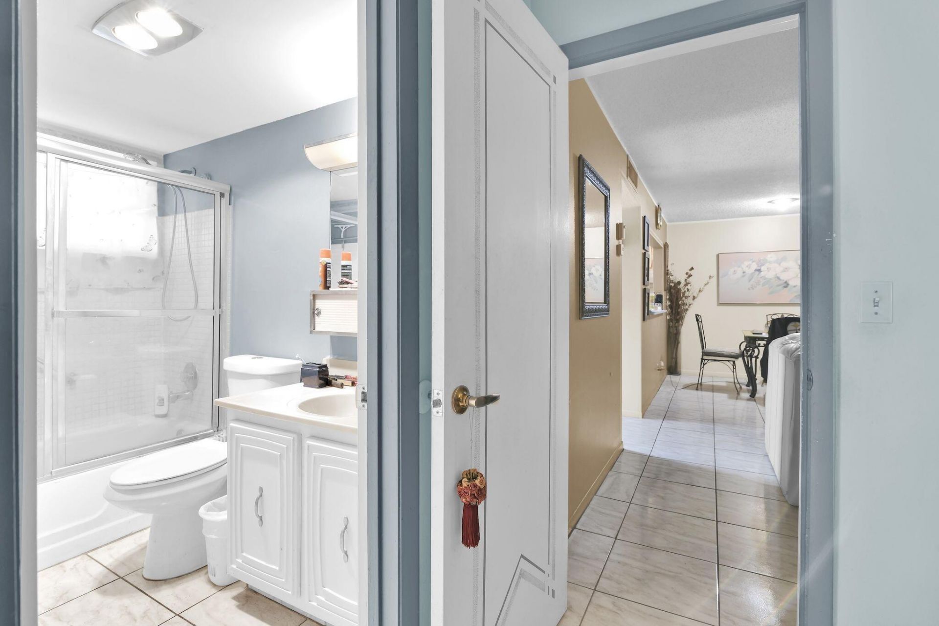 711 Lori Drive, Unit 204, Palm Springs, FL 33461 Photo