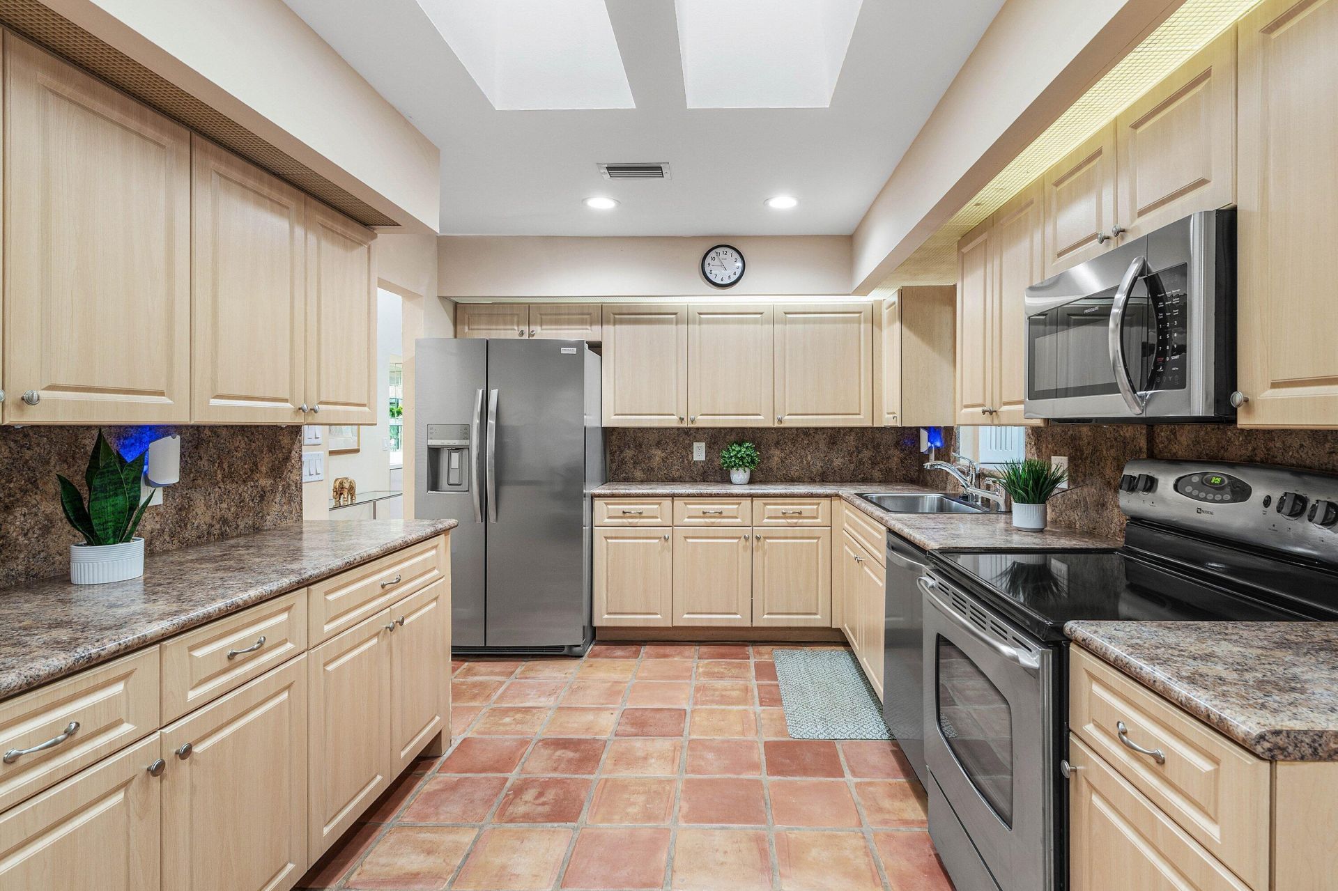 61 Hampshire Lane, Boynton Beach, FL 33436 Photo