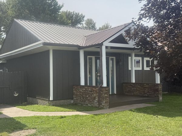113 W 19th AVE, Sault Ste Marie, MI 49783