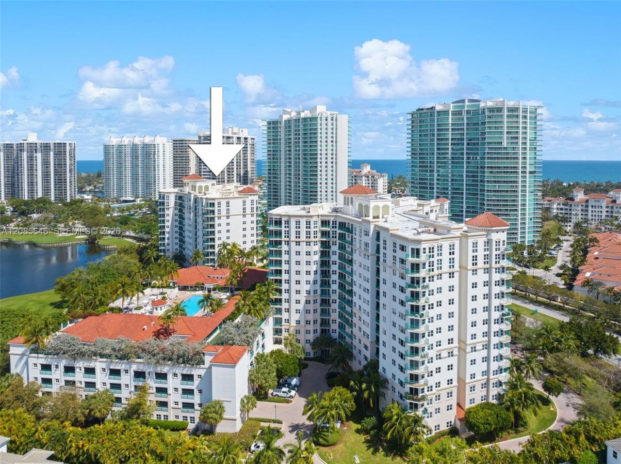 20000 E Country Club Dr , Unit 314, Aventura, FL 33180 Photo