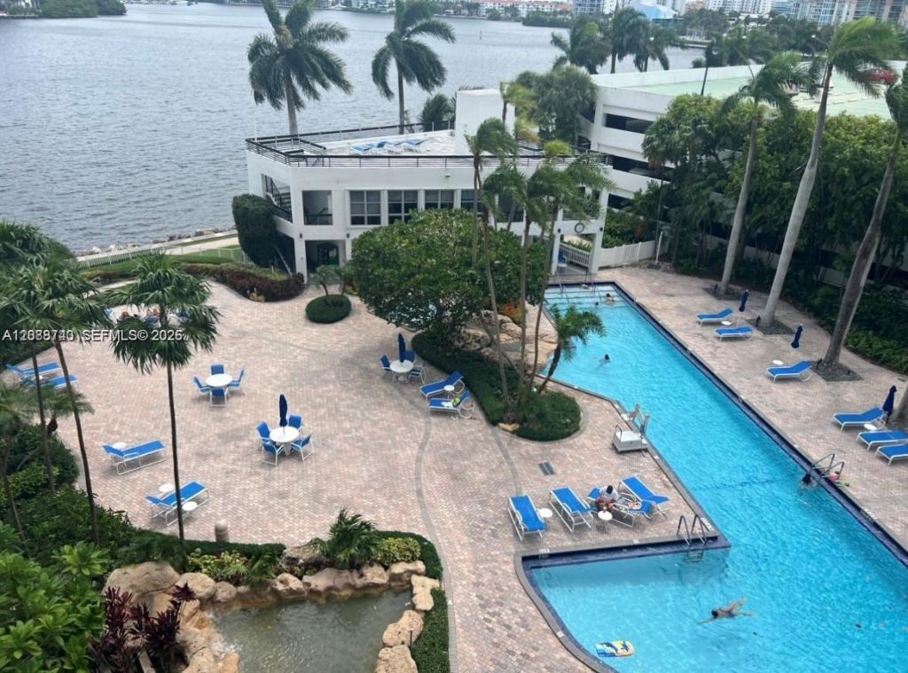 3600 Mystic Pointe Dr, Unit 604, Aventura, FL 33180 Photo