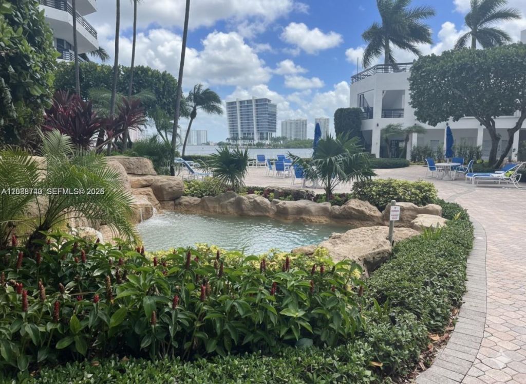 3600 Mystic Pointe Dr, Unit 604, Aventura, FL 33180 Photo