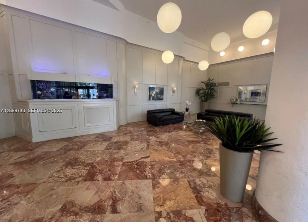 3600 Mystic Pointe Dr, Unit 604, Aventura, FL 33180 Photo