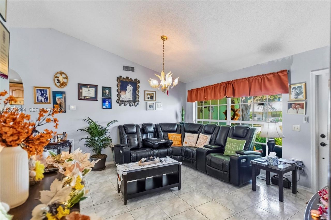 4730 NW 113th Ave, Sunrise, FL 33323 Photo