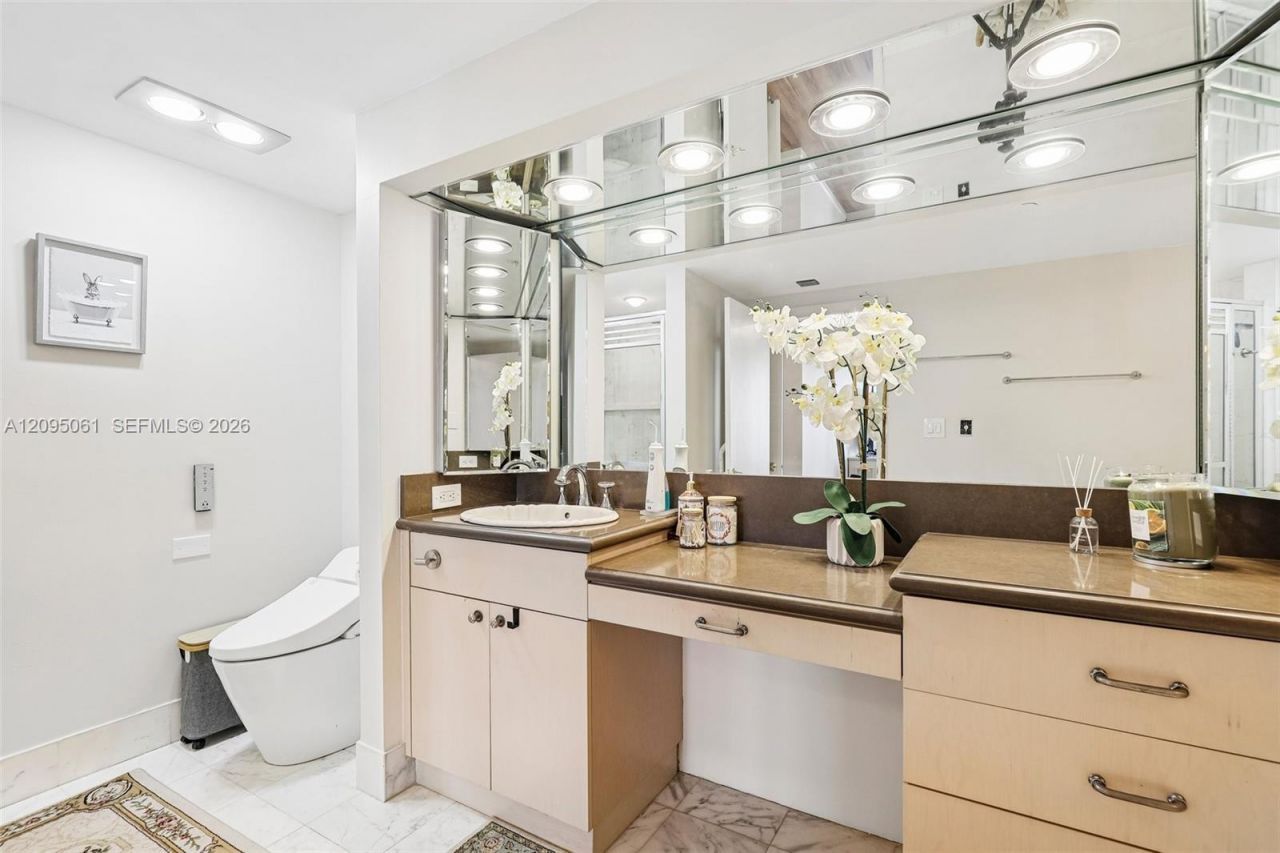 20191 E Country Club Dr, Unit 1102, Aventura, FL 33180 Photo