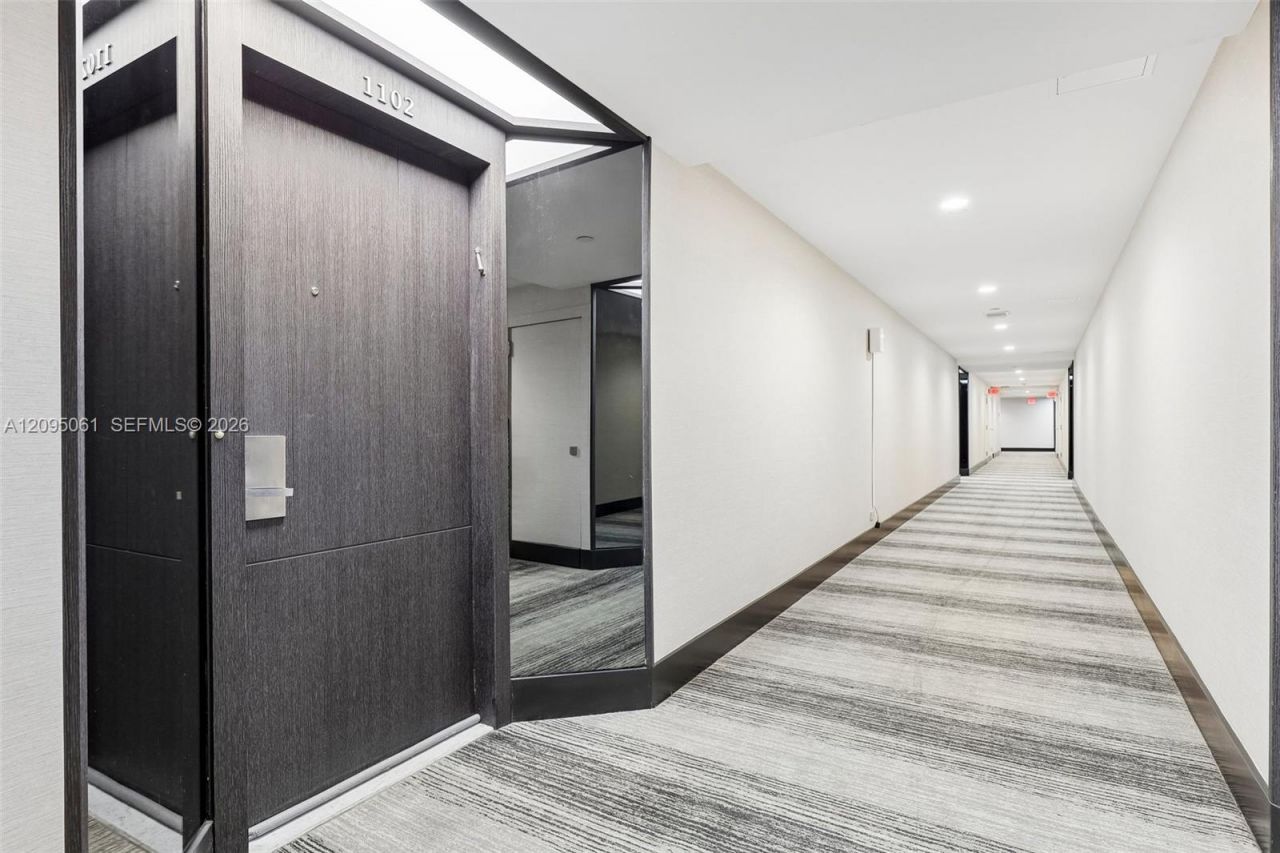 20191 E Country Club Dr, Unit 1102, Aventura, FL 33180 Photo