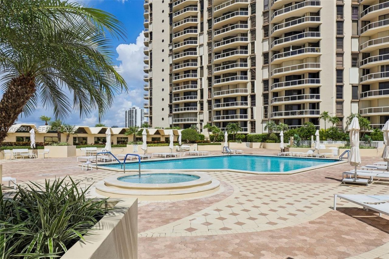 20191 E Country Club Dr, Unit 1102, Aventura, FL 33180 Photo