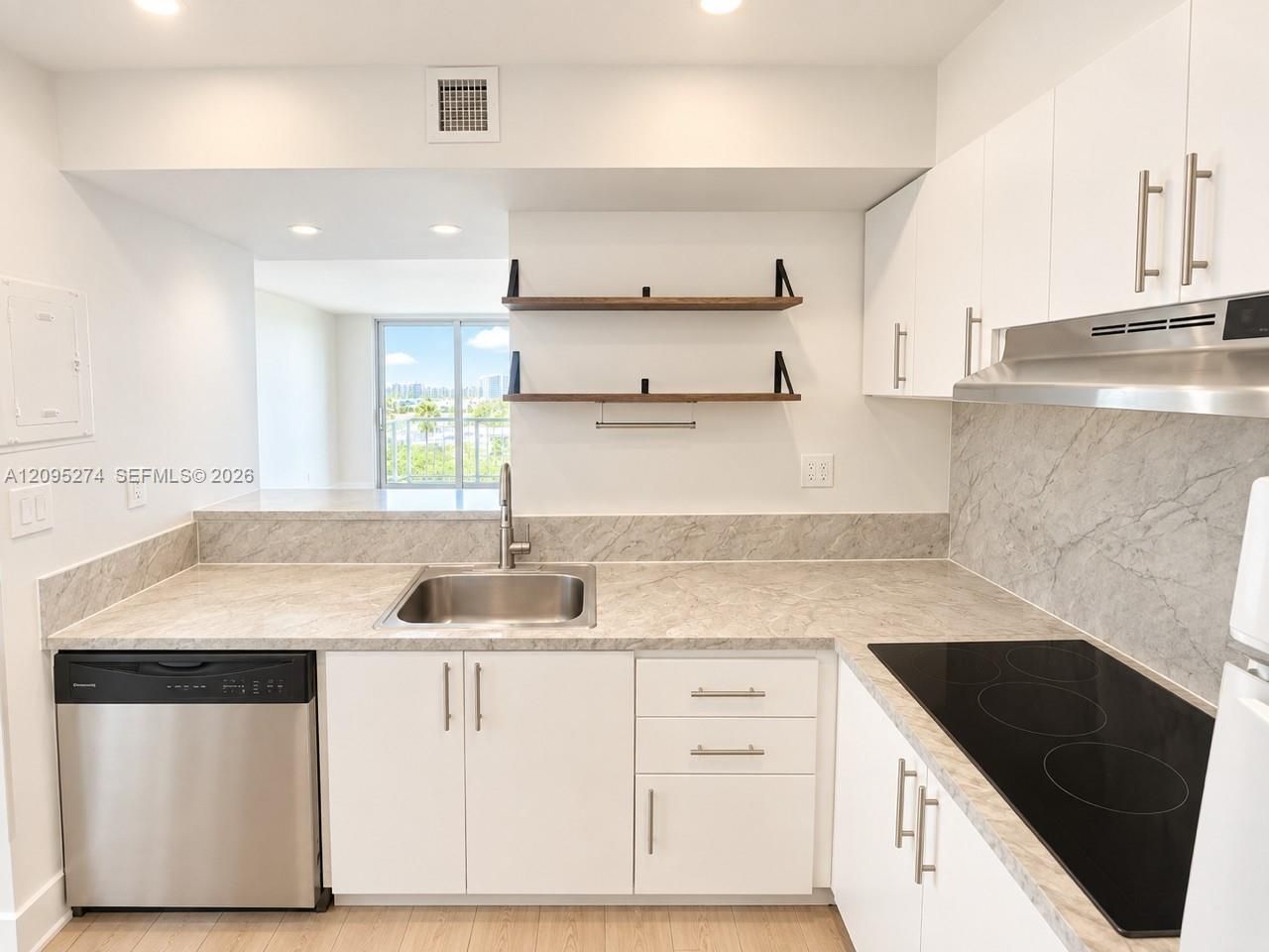 1000 West Ave , Unit 608, Miami Beach, FL 33139 Photo