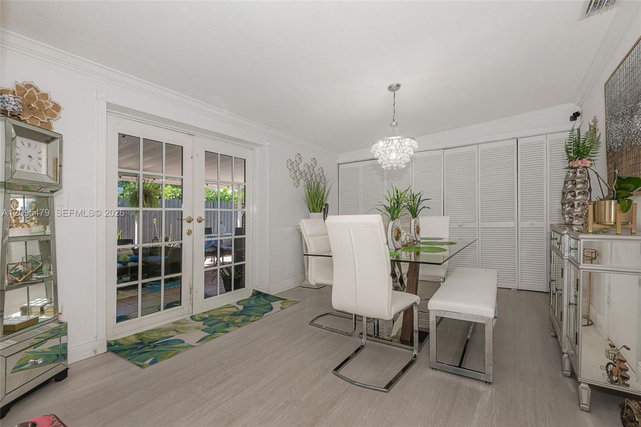7171 Sheridan St , Hollywood, FL 33024 Photo