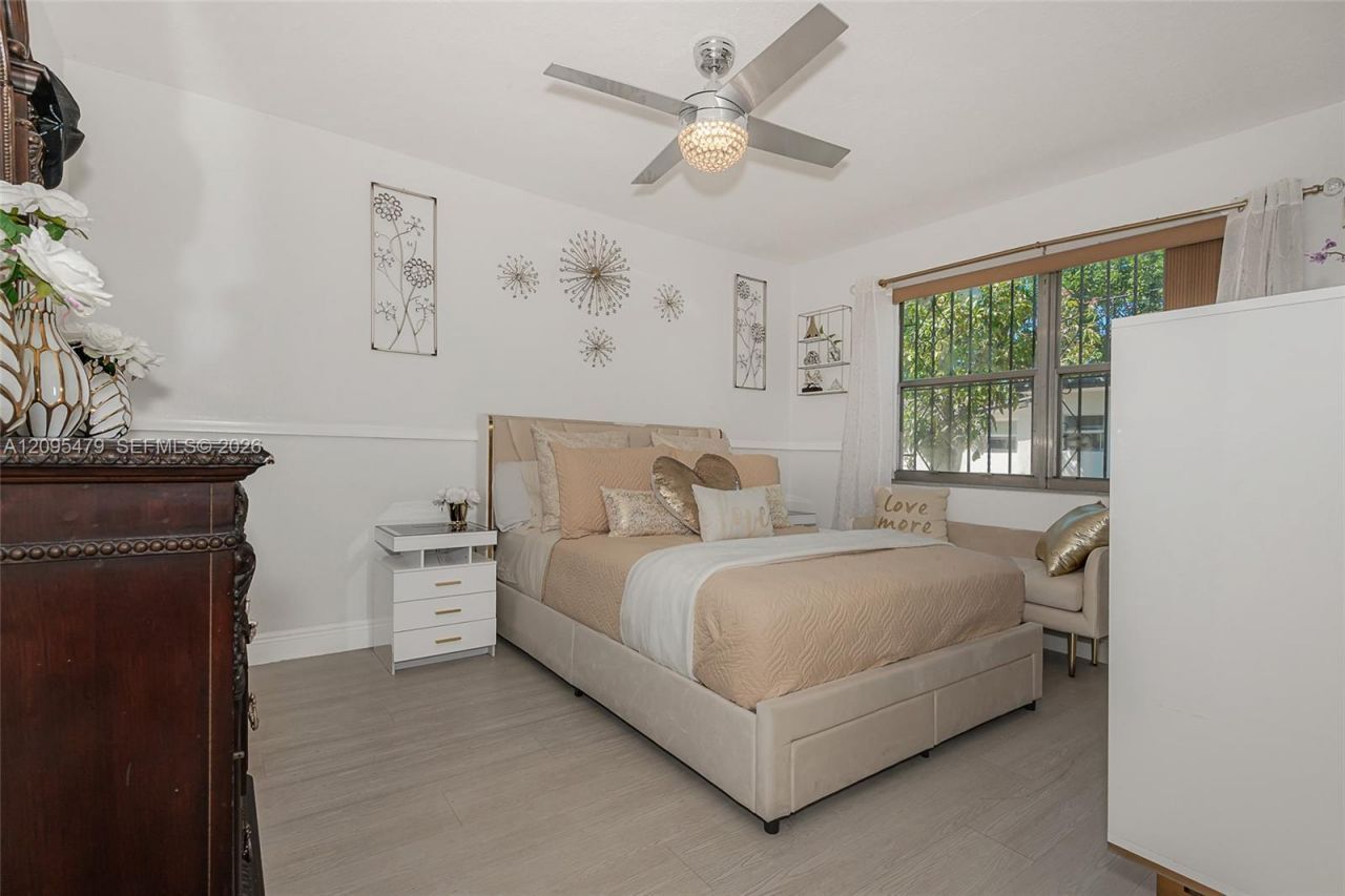 7171 Sheridan St , Hollywood, FL 33024 Photo