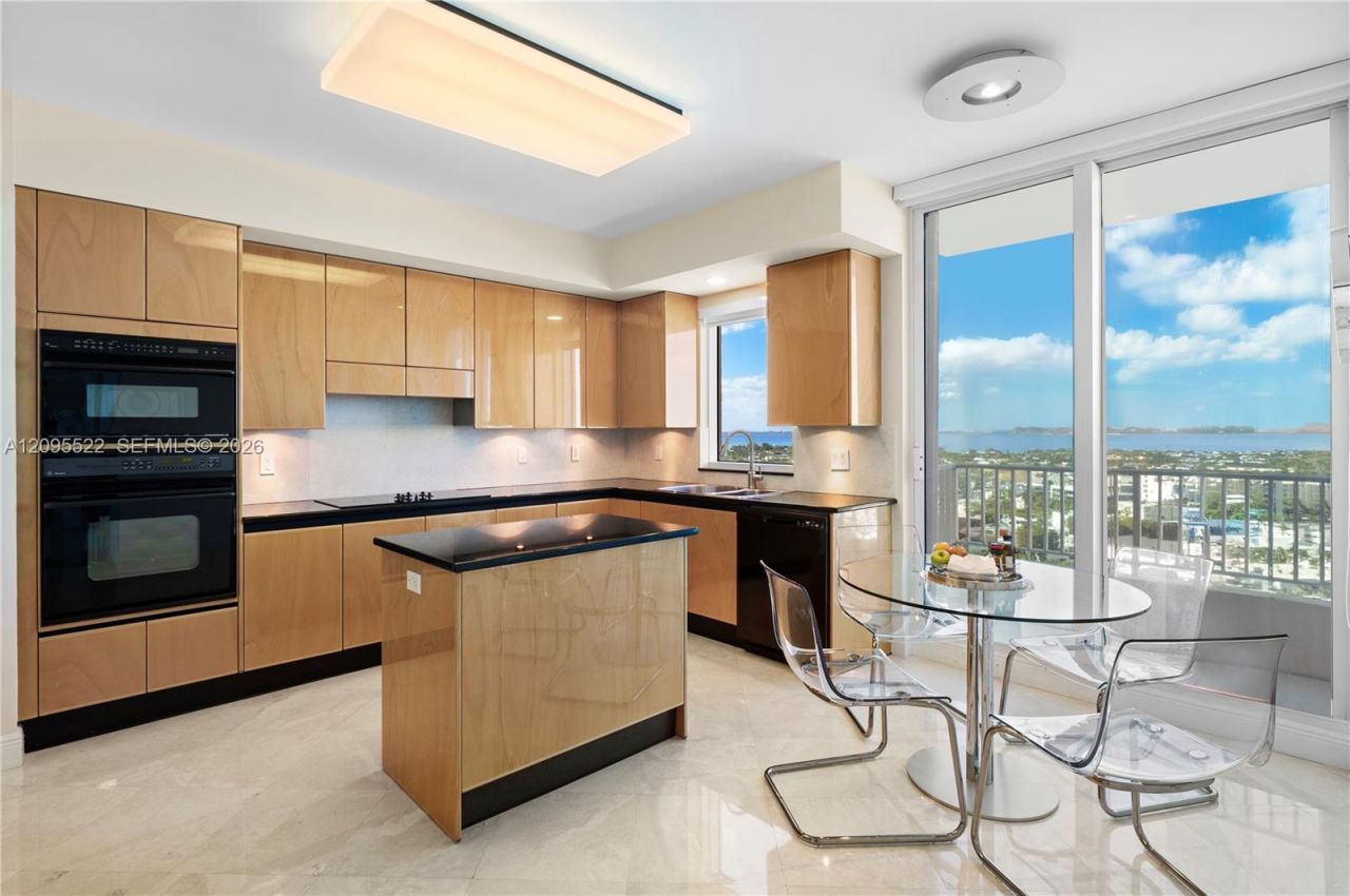 781 Crandon Blvd , Unit 1802, Key Biscayne, FL 33149 Photo