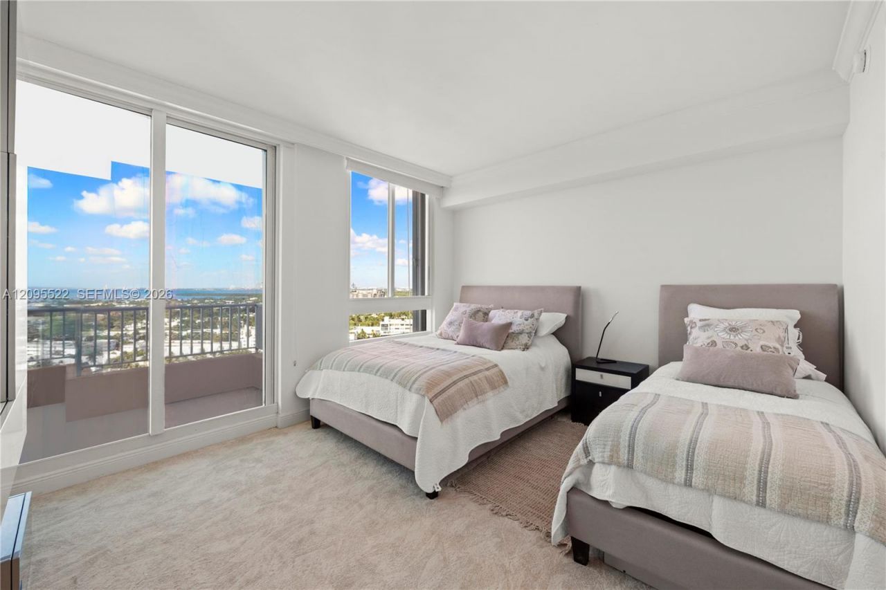 781 Crandon Blvd , Unit 1802, Key Biscayne, FL 33149 Photo