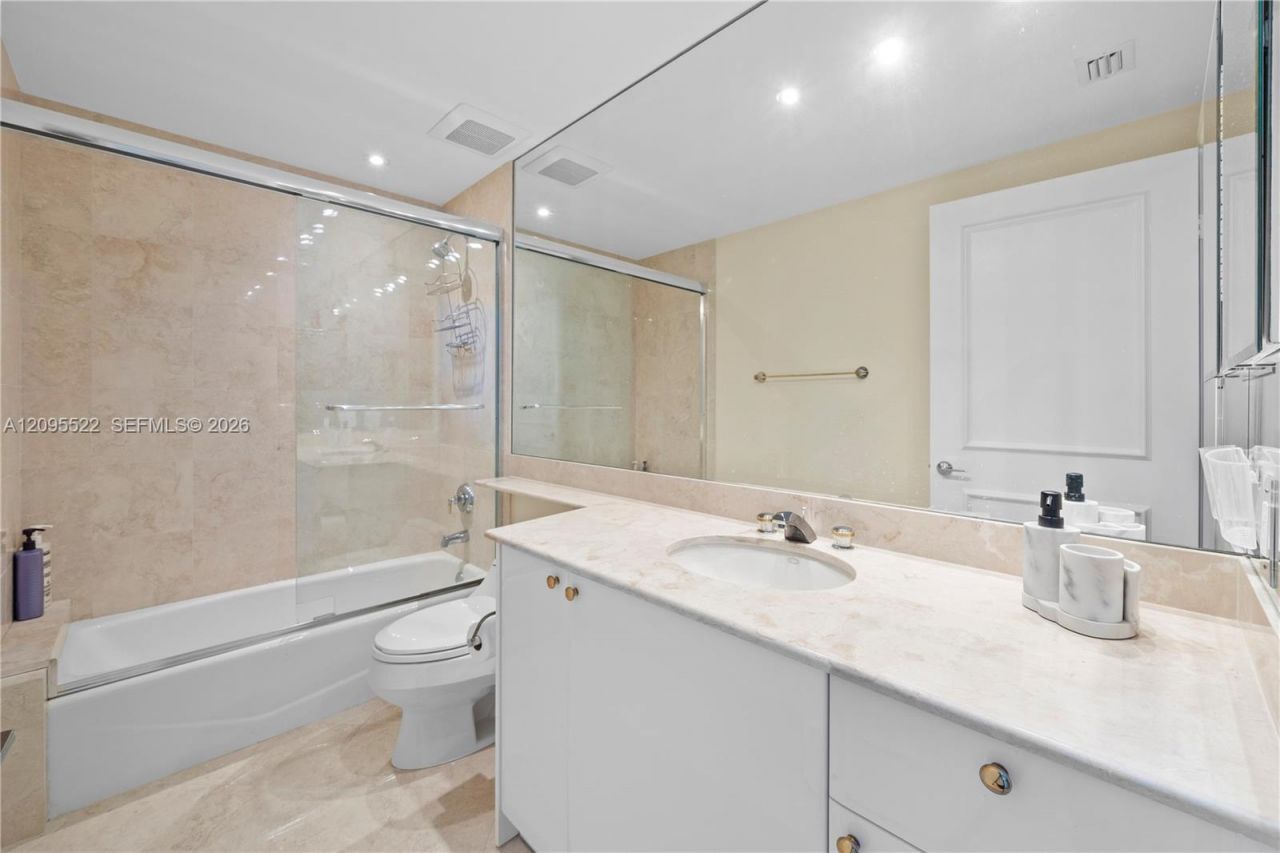 781 Crandon Blvd , Unit 1802, Key Biscayne, FL 33149 Photo