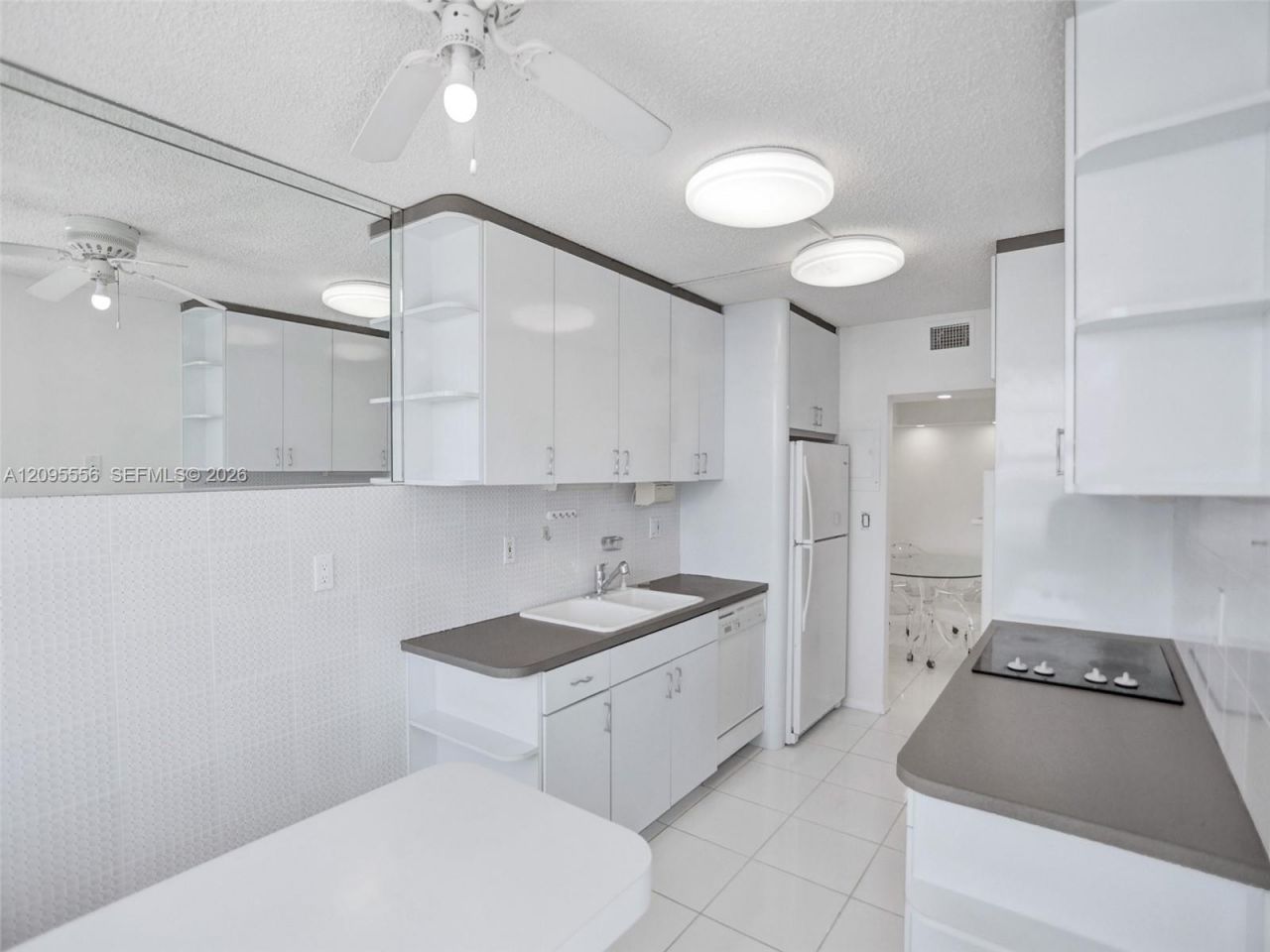 18071 Biscayne Blvd, Unit 1701, Aventura, FL 33160 Photo