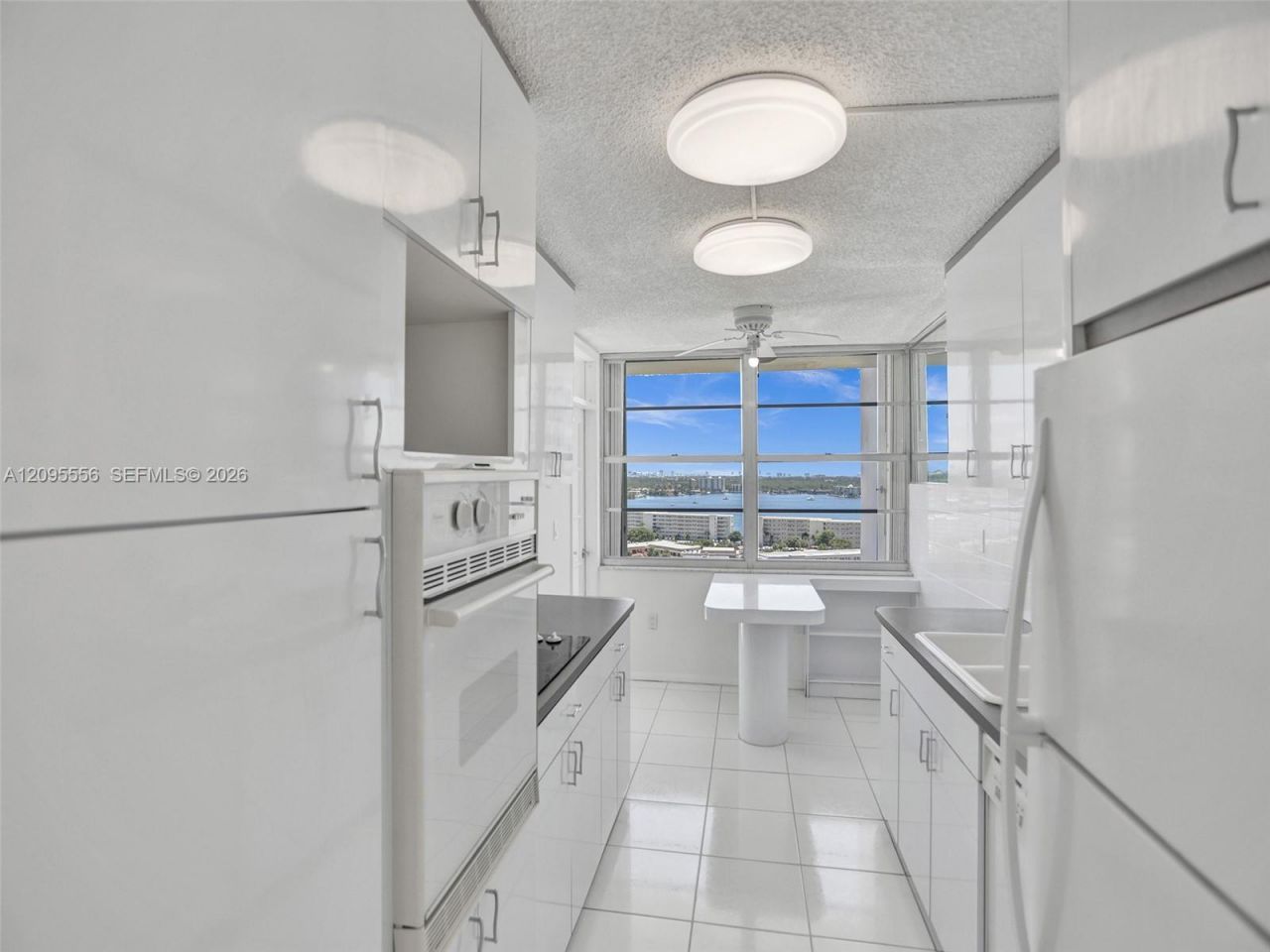 18071 Biscayne Blvd, Unit 1701, Aventura, FL 33160 Photo