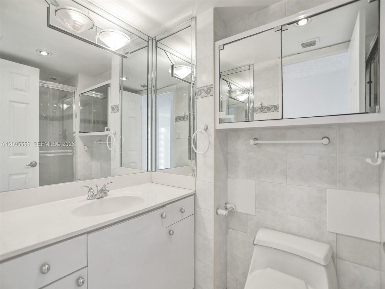 18071 Biscayne Blvd, Unit 1701, Aventura, FL 33160 Photo