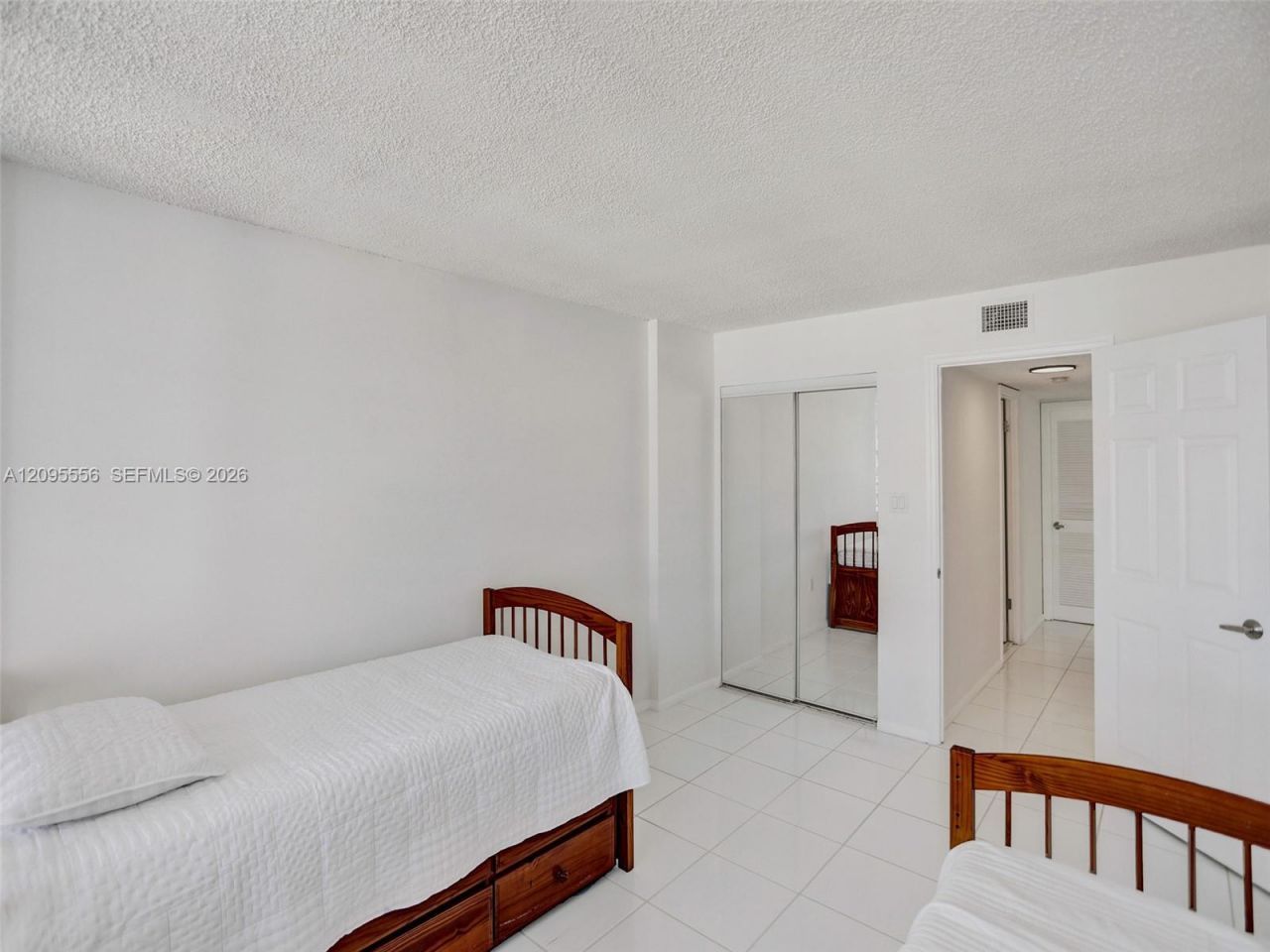 18071 Biscayne Blvd, Unit 1701, Aventura, FL 33160 Photo