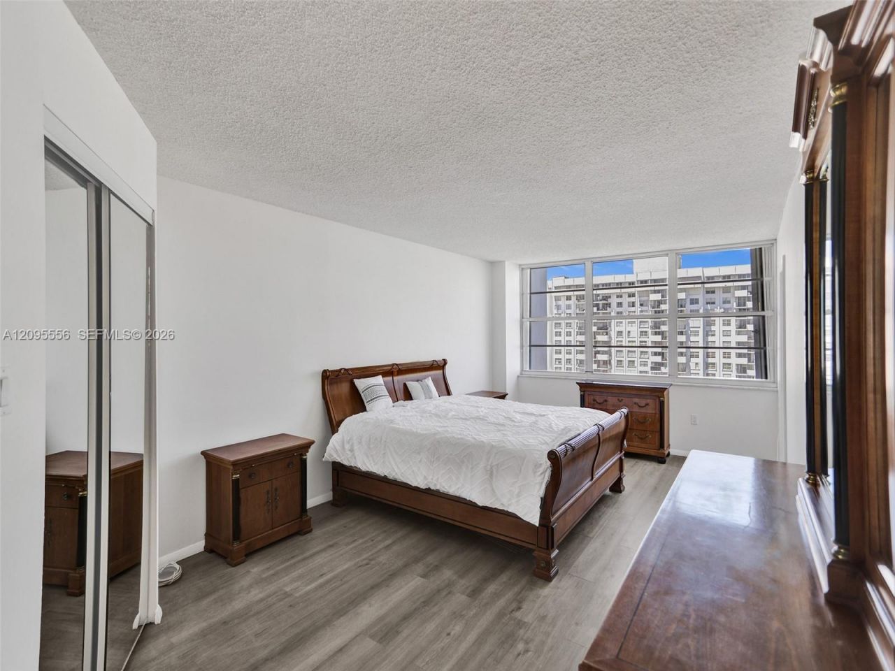 18071 Biscayne Blvd, Unit 1701, Aventura, FL 33160 Photo