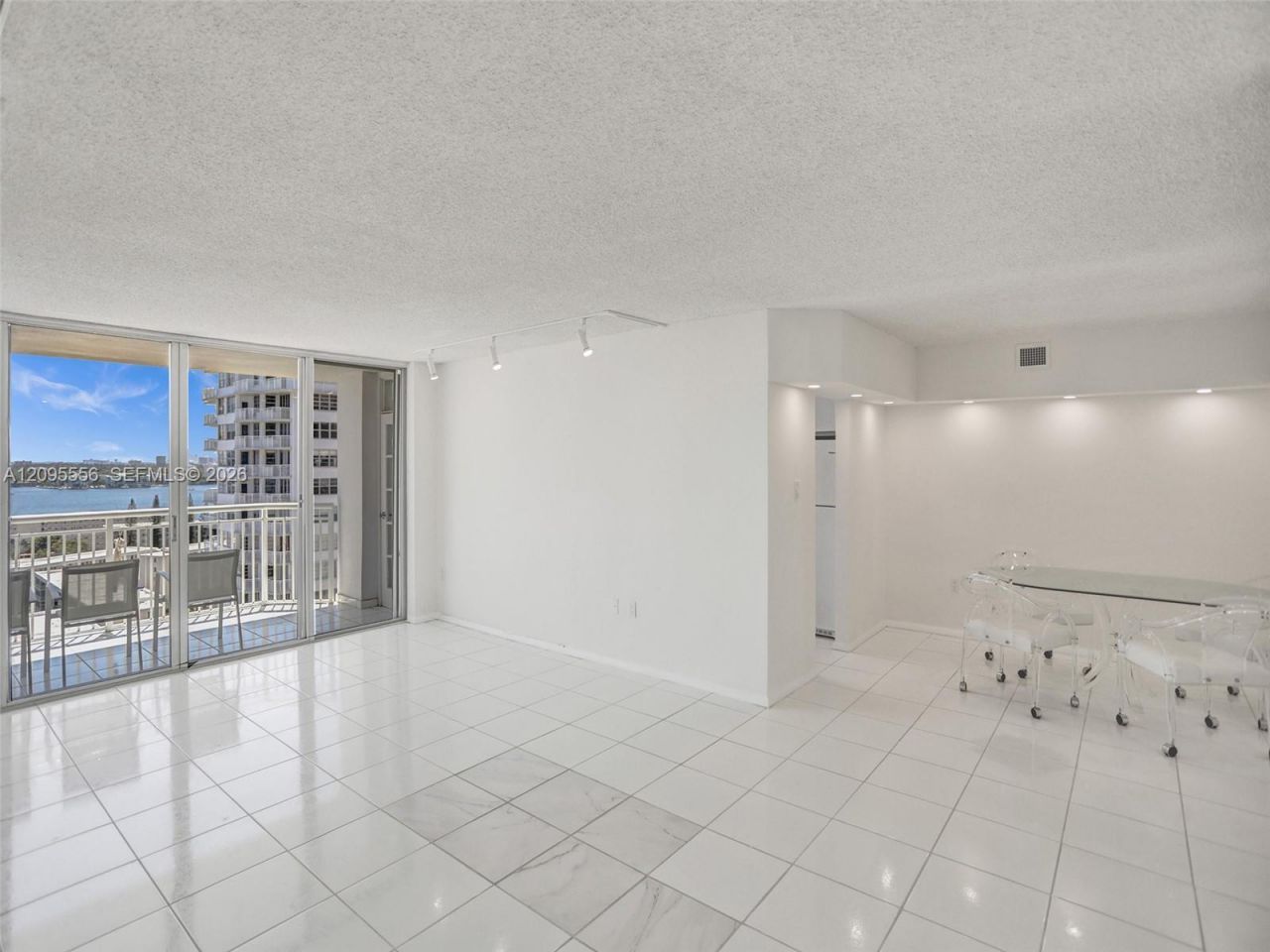 18071 Biscayne Blvd, Unit 1701, Aventura, FL 33160 Photo