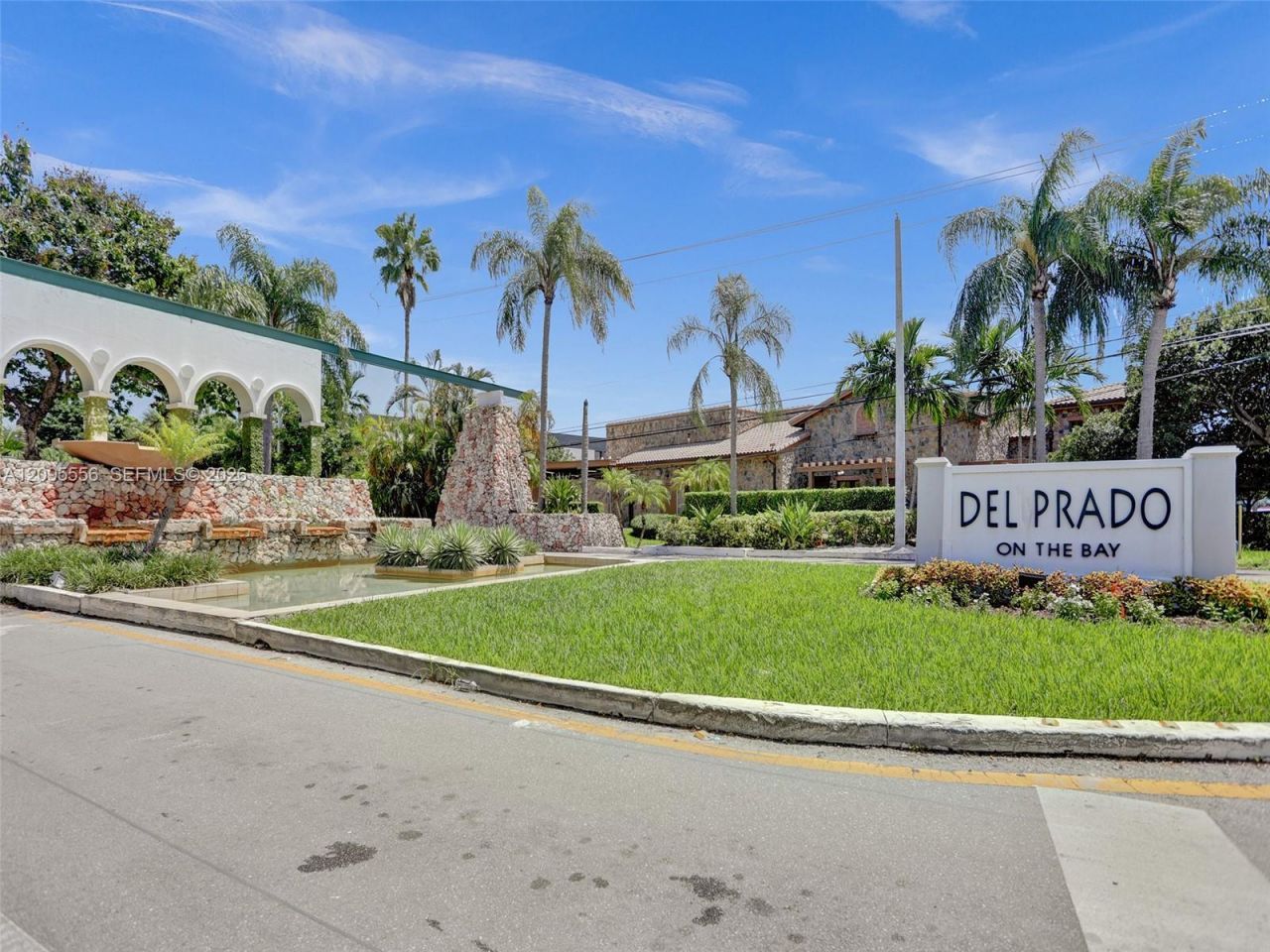 18071 Biscayne Blvd, Unit 1701, Aventura, FL 33160 Photo