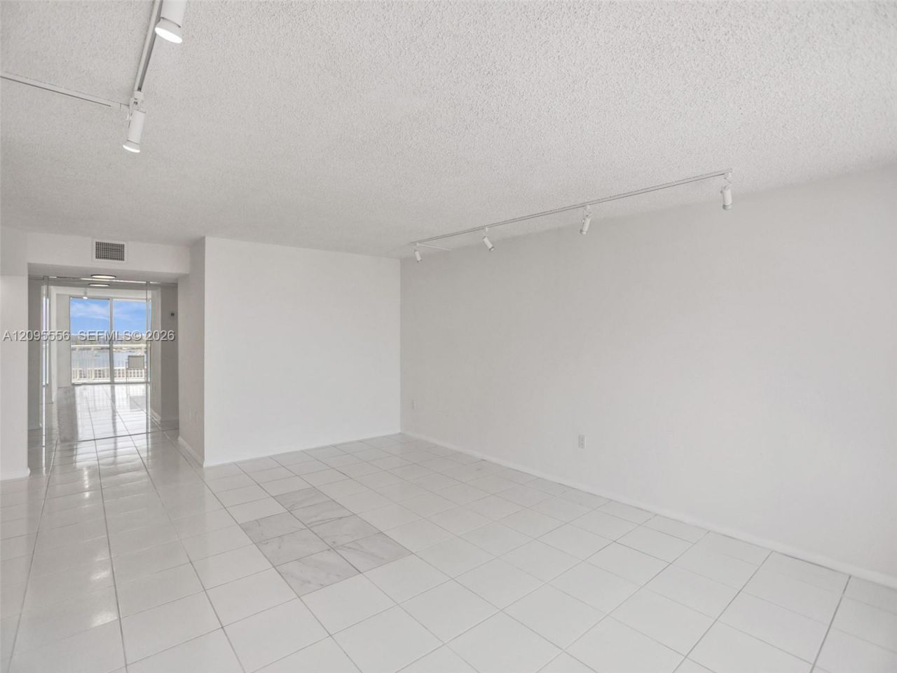 18071 Biscayne Blvd, Unit 1701, Aventura, FL 33160 Photo