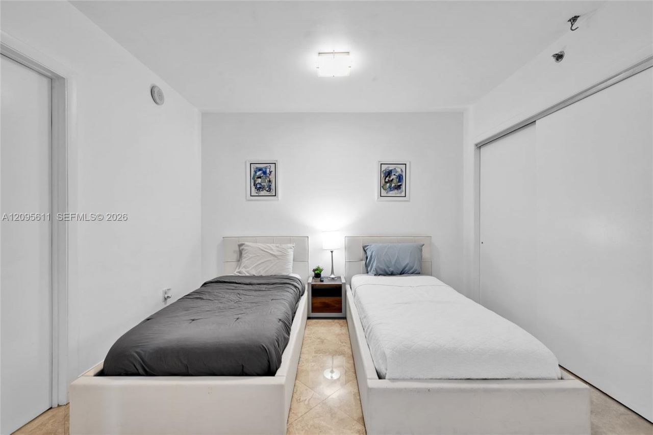 1830 S Ocean Dr, Unit 3104, Hallandale Beach, FL 33009 Photo