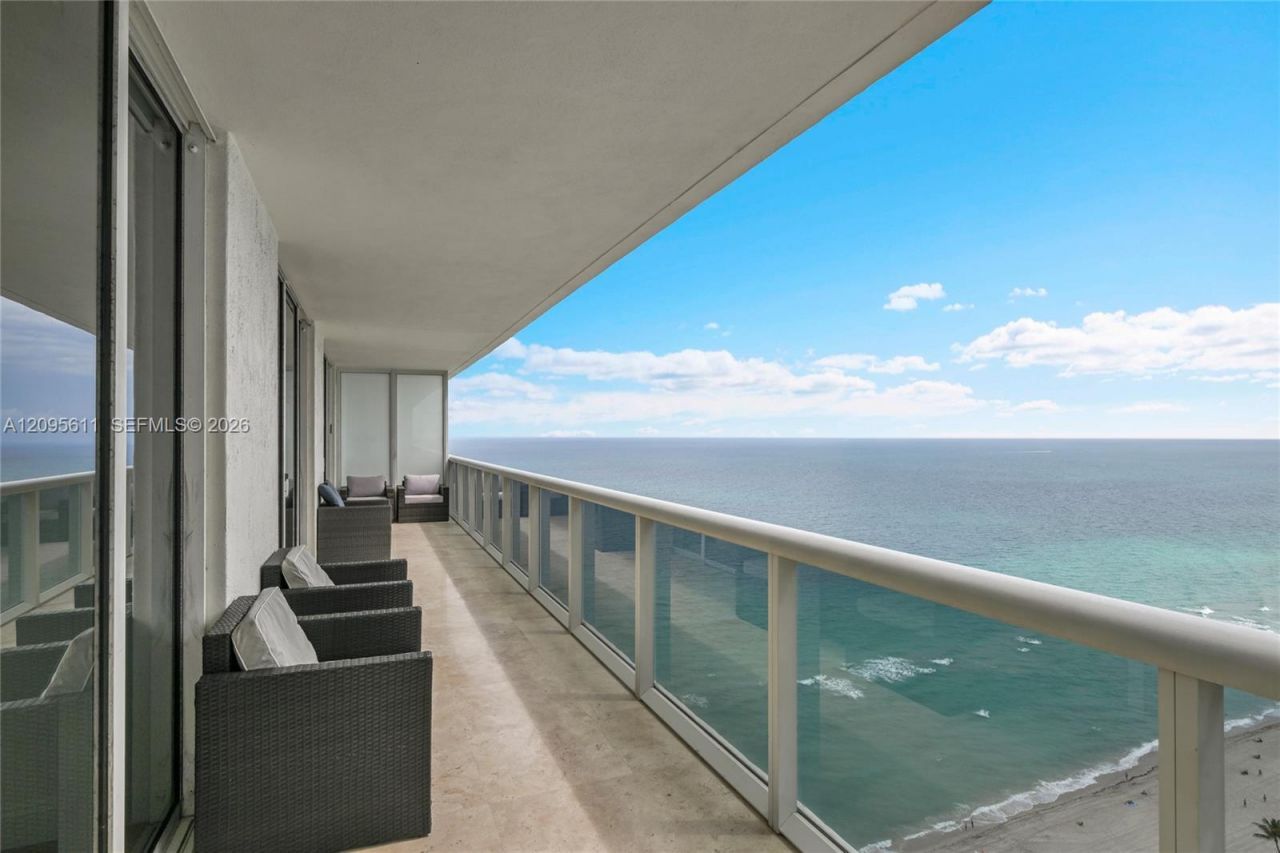 1830 S Ocean Dr, Unit 3104, Hallandale Beach, FL 33009 Photo