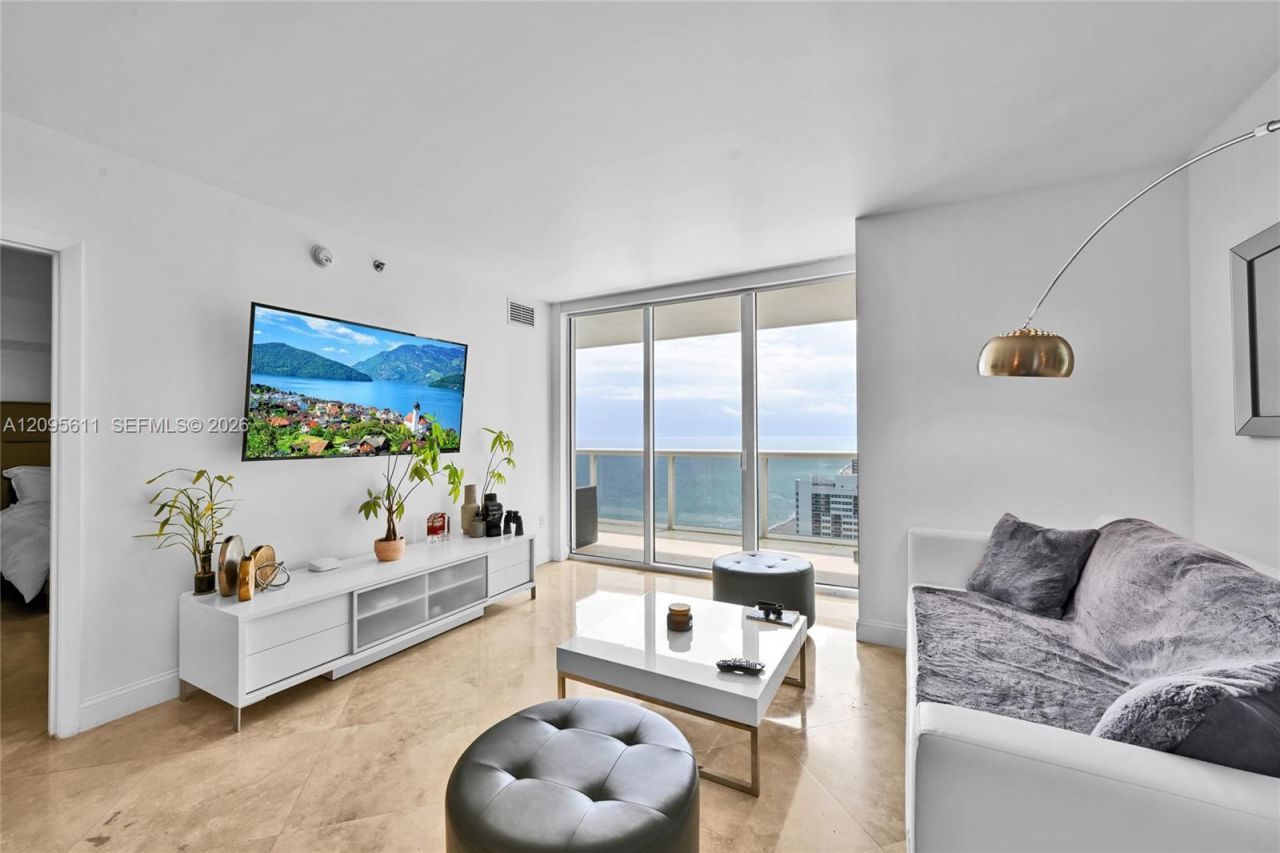 1830 S Ocean Dr, Unit 3104, Hallandale Beach, FL 33009 Photo