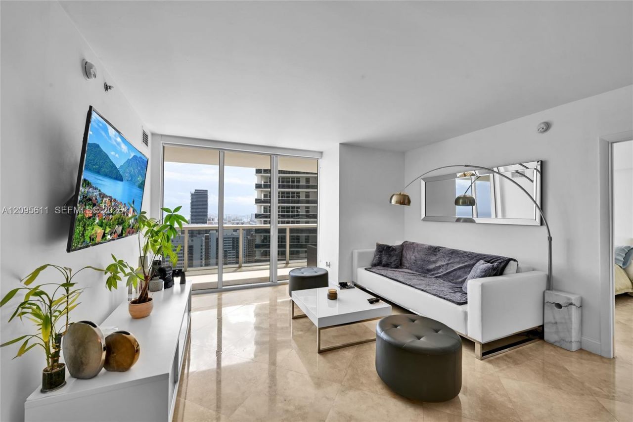 1830 S Ocean Dr, Unit 3104, Hallandale Beach, FL 33009 Photo